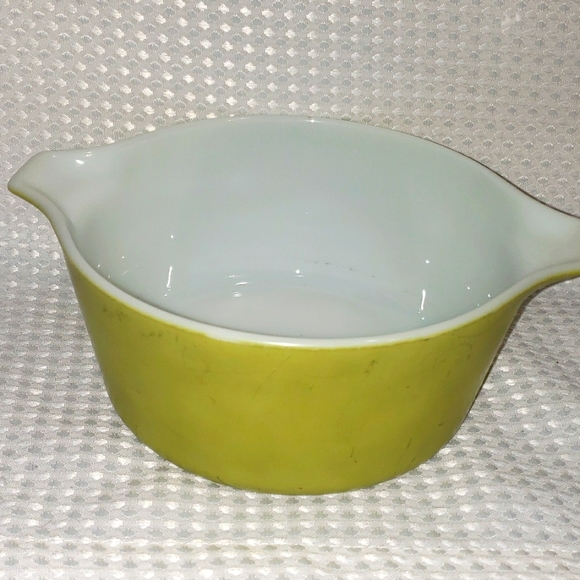 Vintage Pyrex Green Casserole Dish #472 Ovenware Cookware 1.5 pt No Lid - Picture 1 of 5